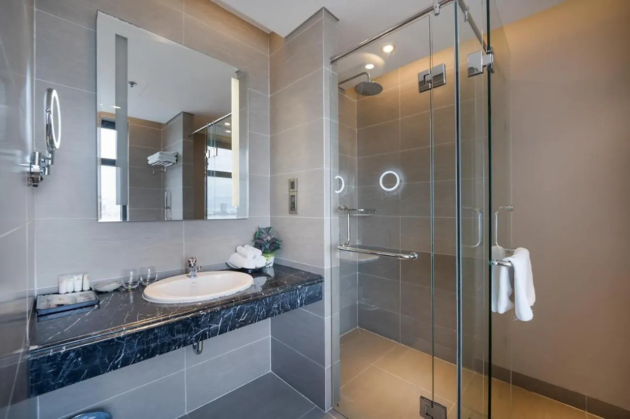 Can Ho 2 Phong Ngu Sat Bien Đà Nẵng Apartment
